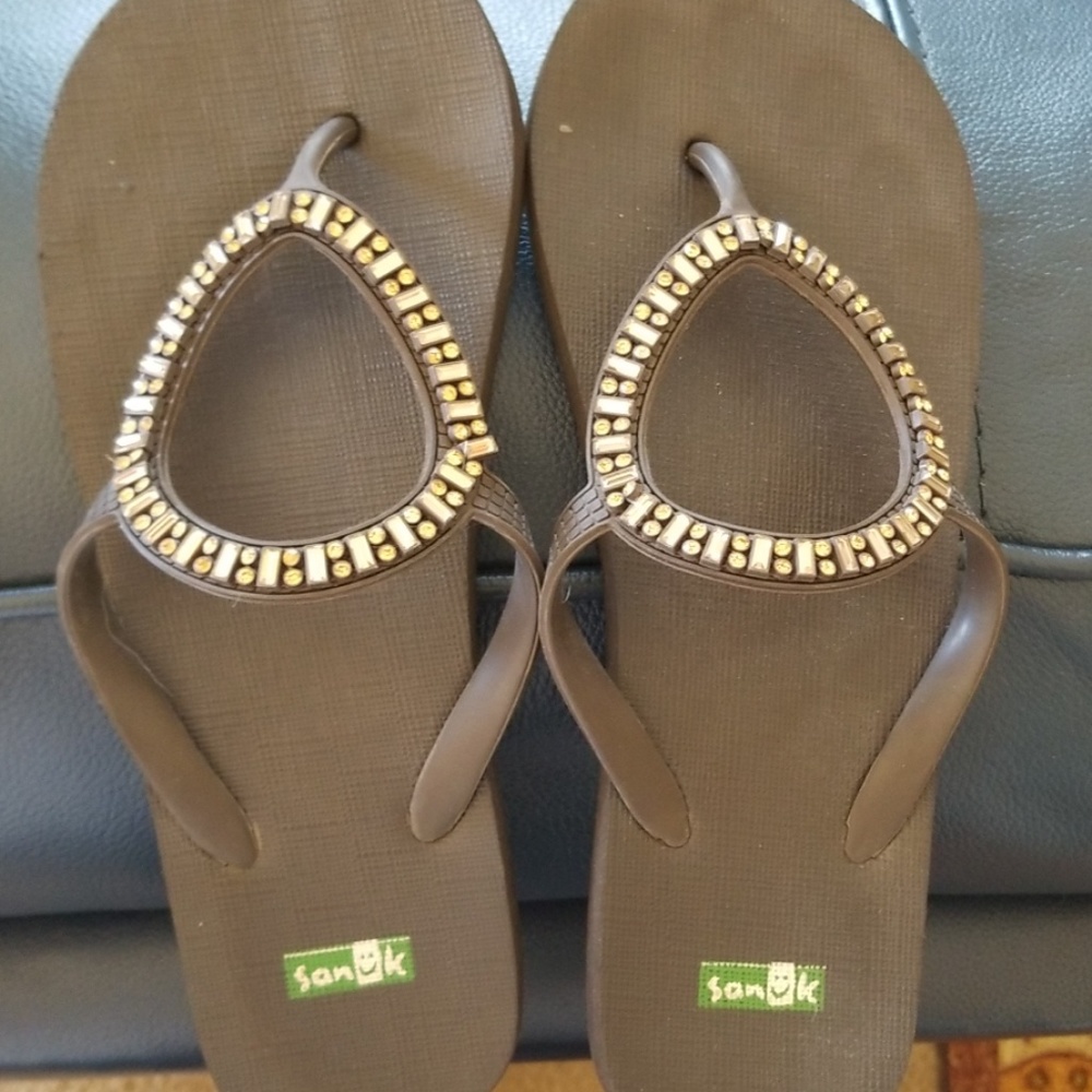 Flip Flops with bling